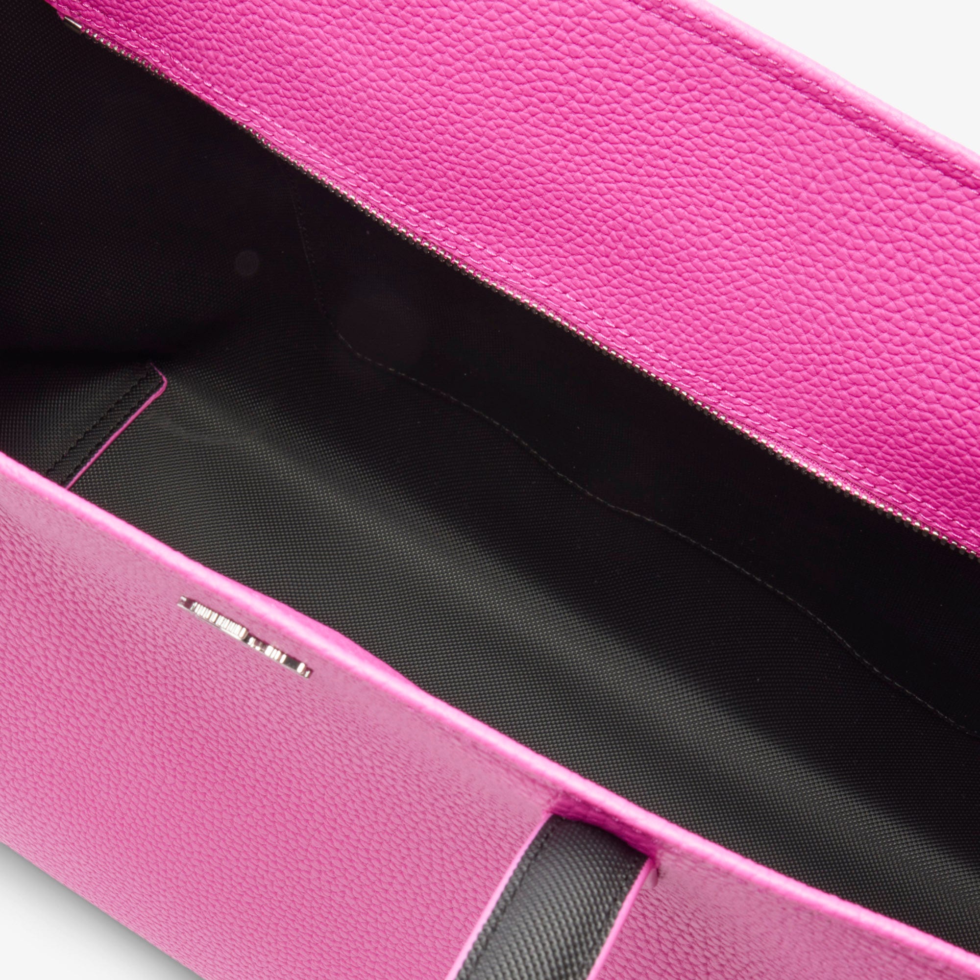 Anna Zipped Tote