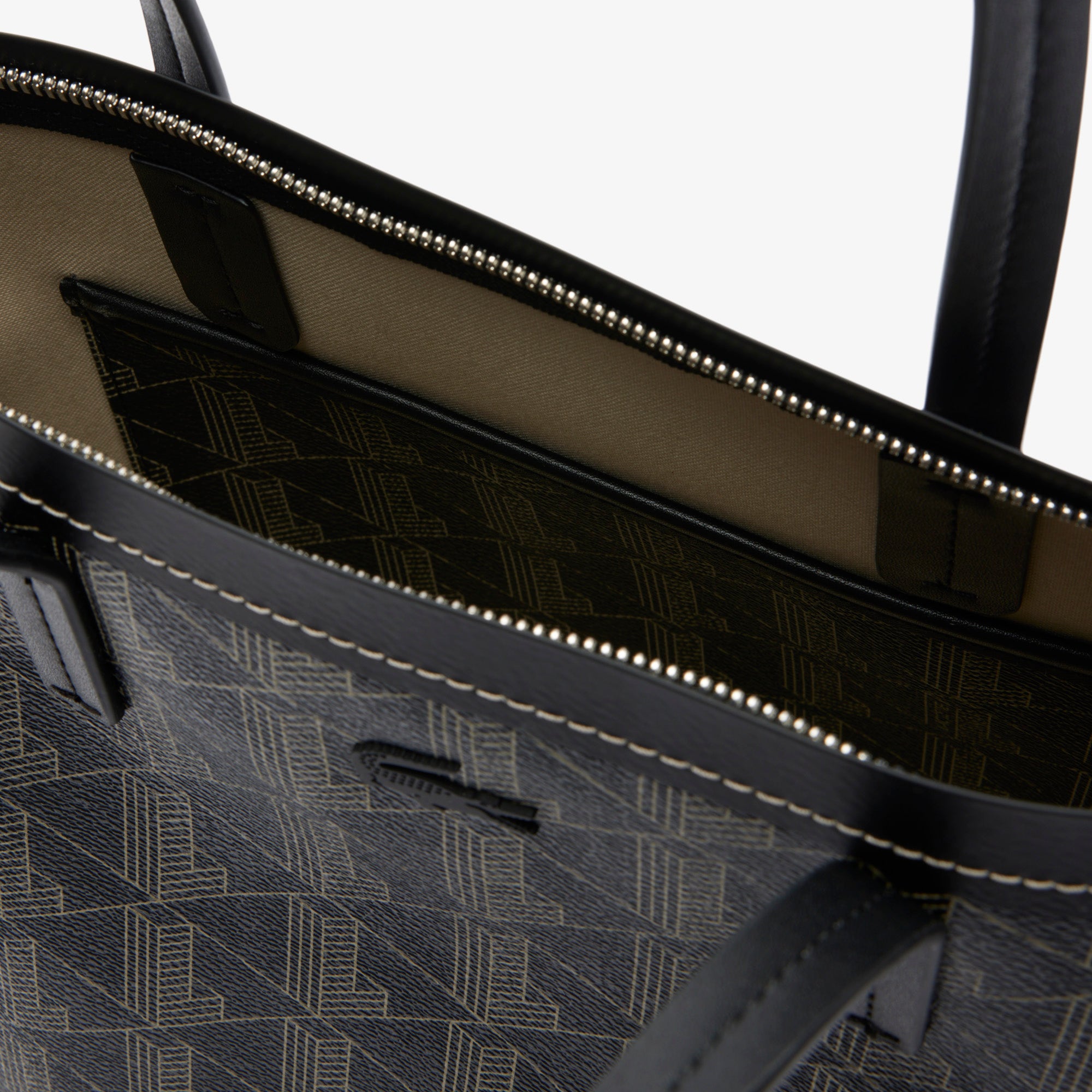 Small Zely Grained Tote with Pouch