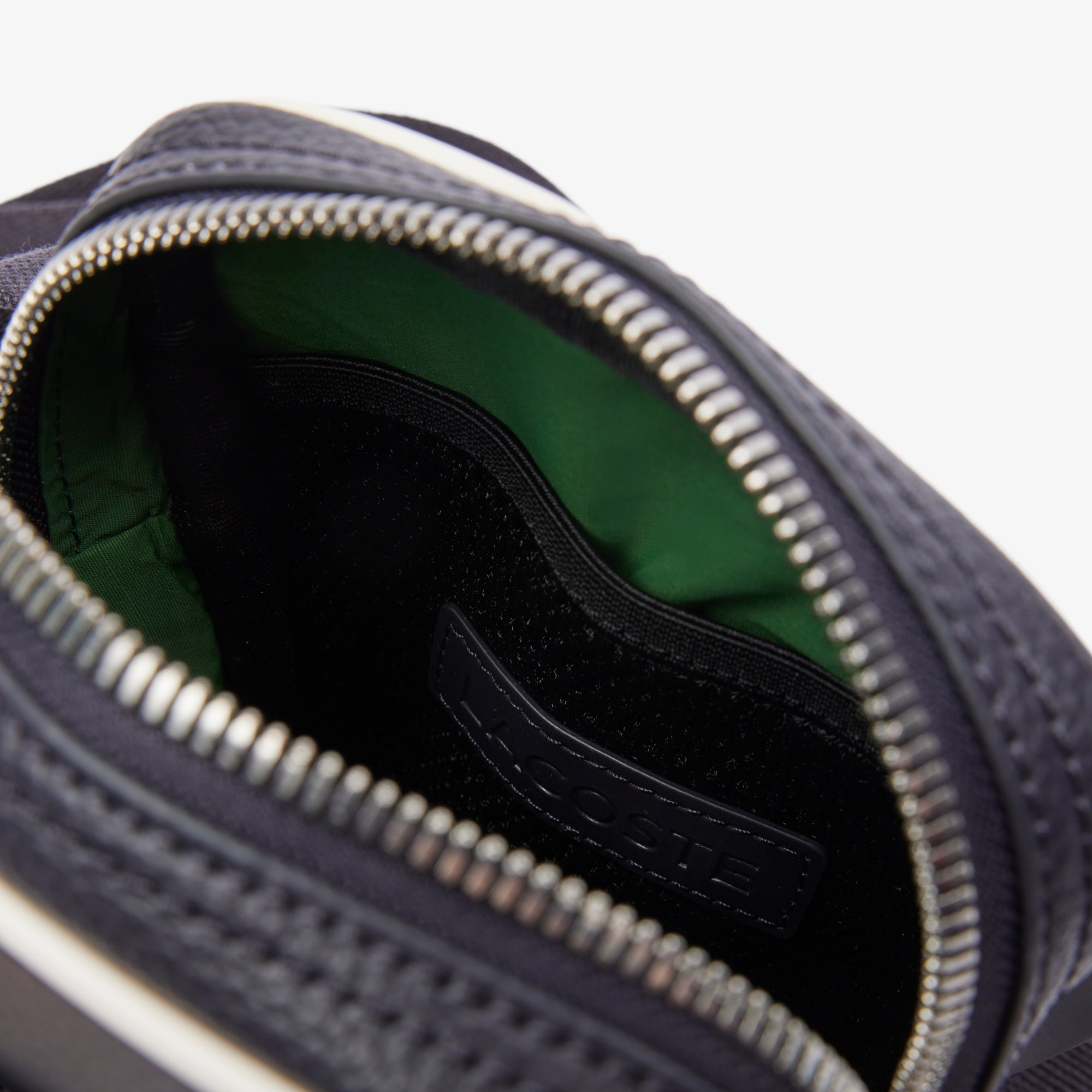 Small Angy Grain Shoulder Bag