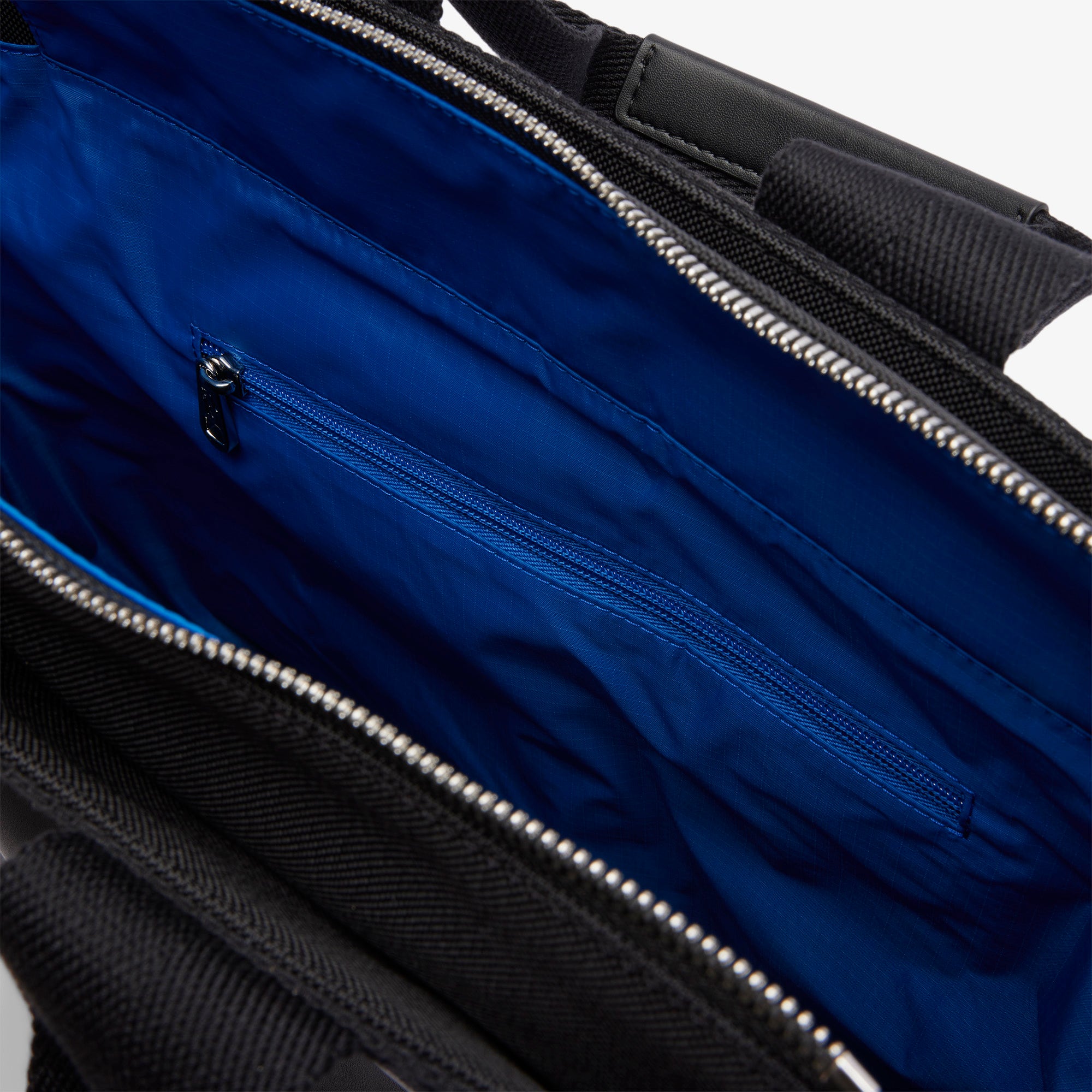 Yzio Tote