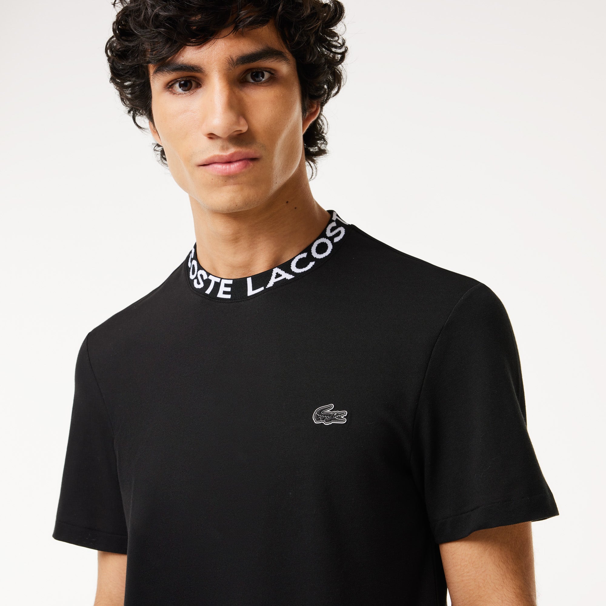 Lightweight Pique Jacquard Neck T-shirt